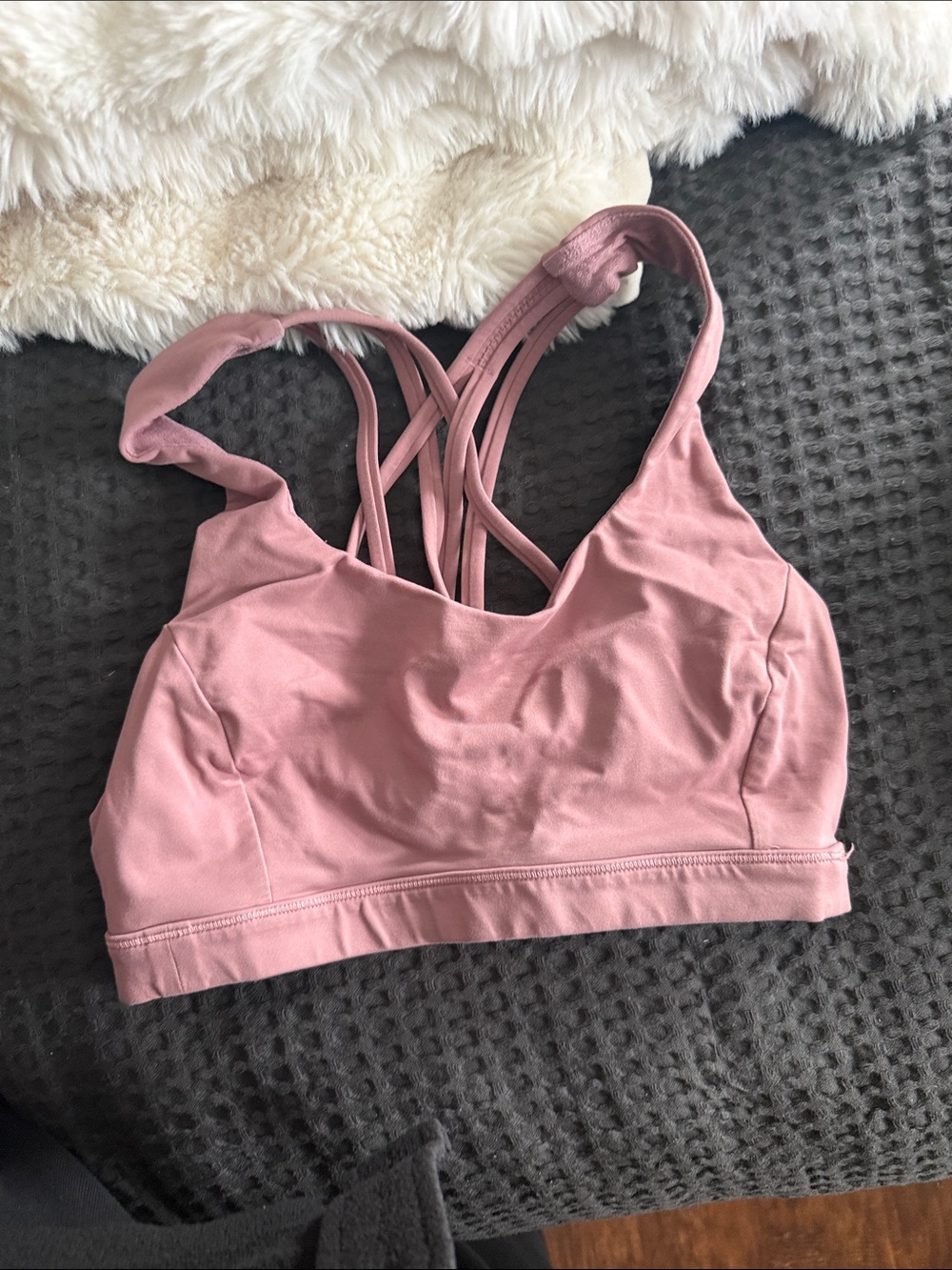 lululemon athletica Strappy Back Sports Bra - Dusty Pink